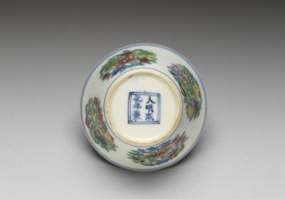 图片[3]-Cup with doucai polychrome decoration of flowers, Ming dynasty, Chenghua reign (1465-1487)-China Archive